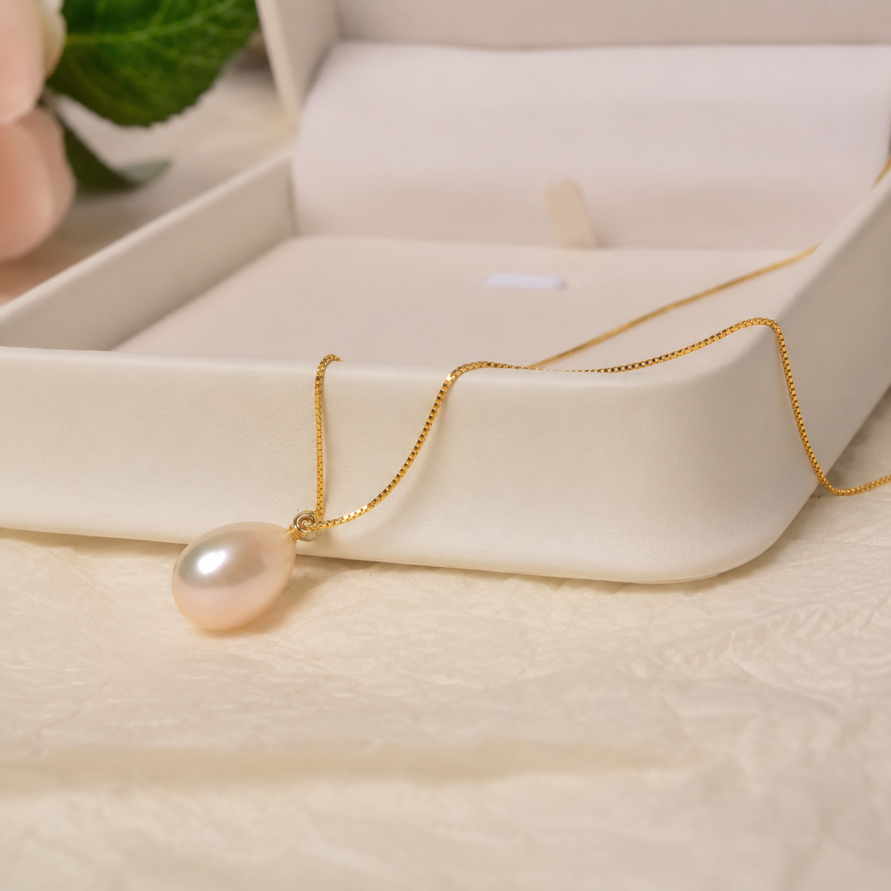 Freshwater Teardrop Pearl Necklace