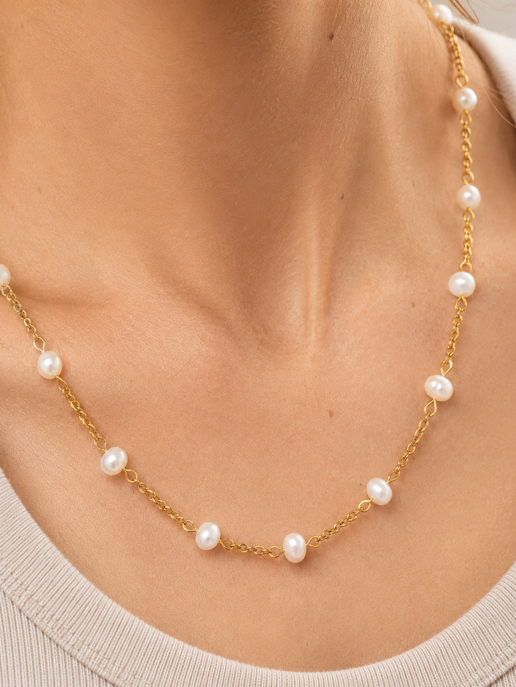 The Isabella Pearl Necklace