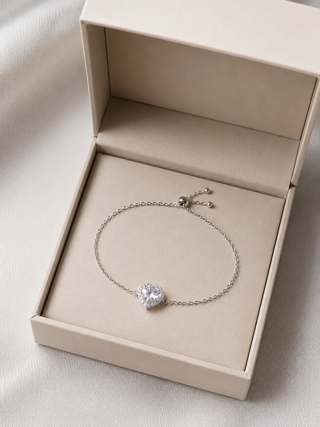 Eternal Heart Moissanite Bracelet