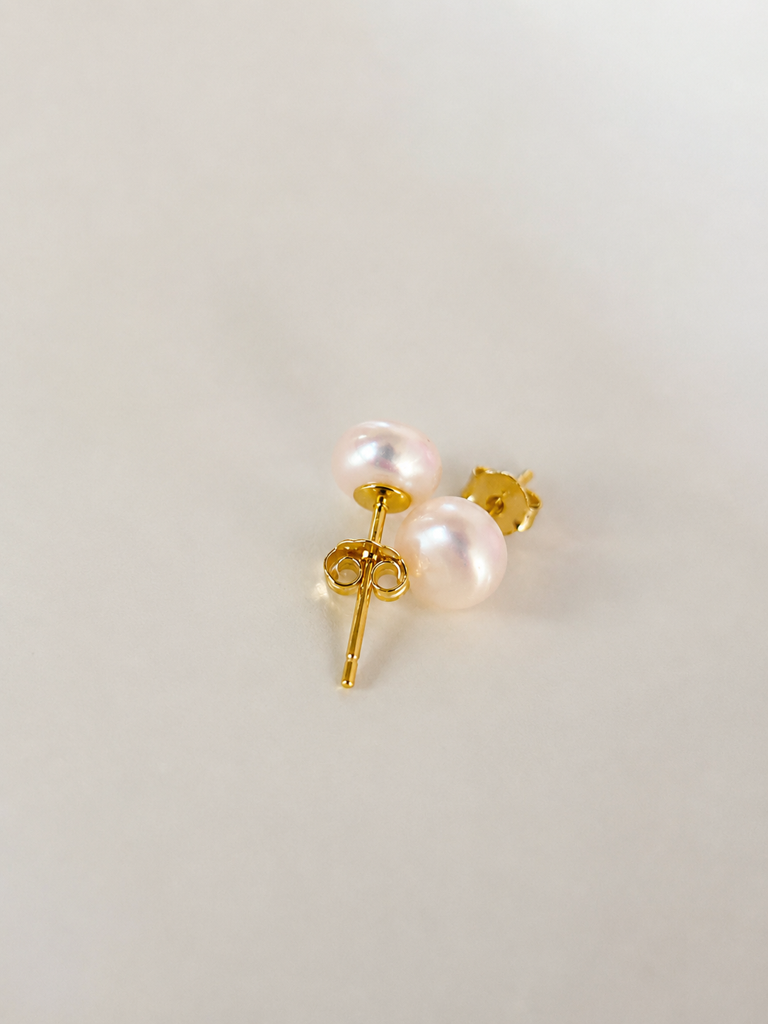 Anna Maria Pearl Studs