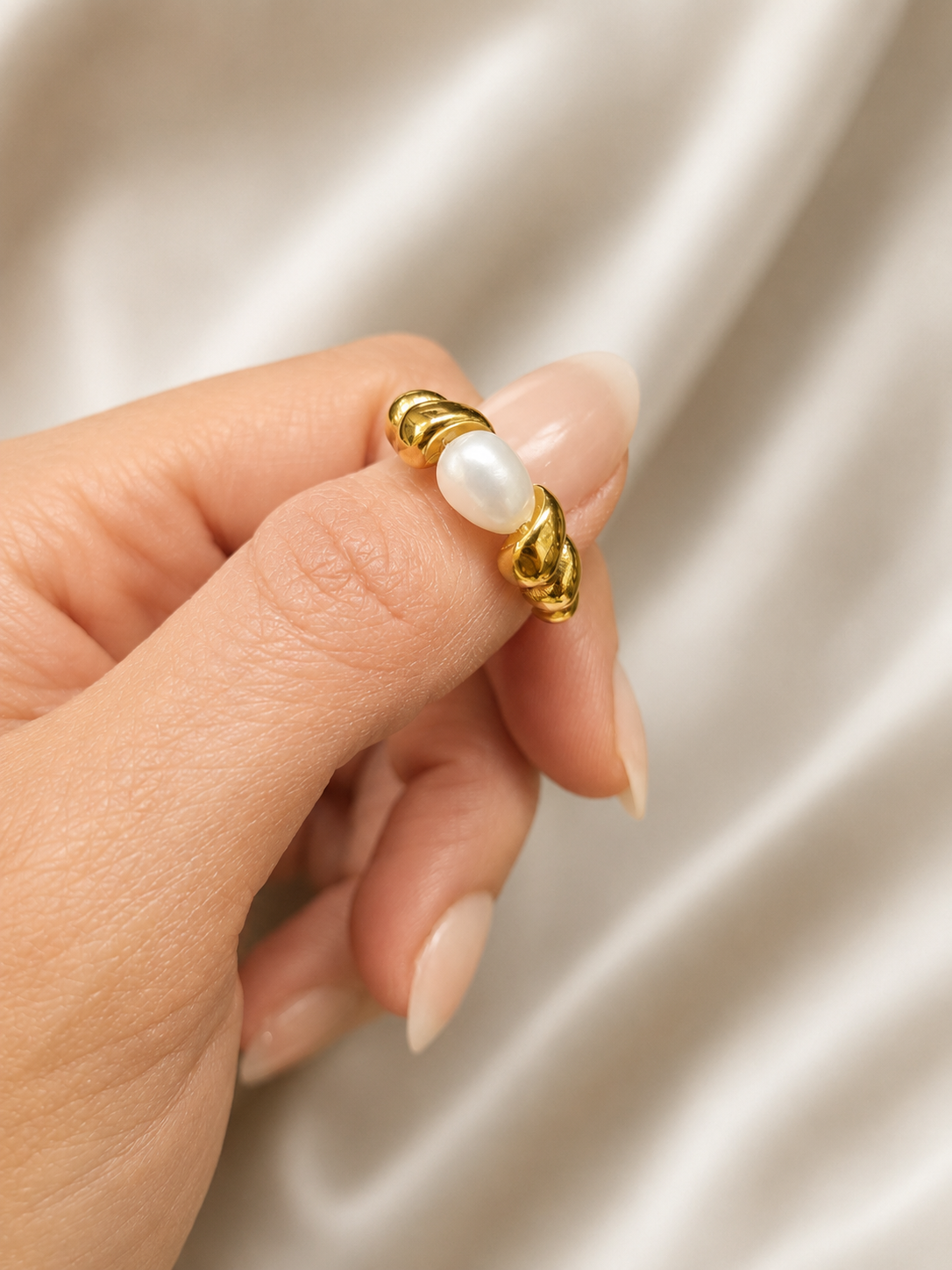 Sunlit Pearl Ring