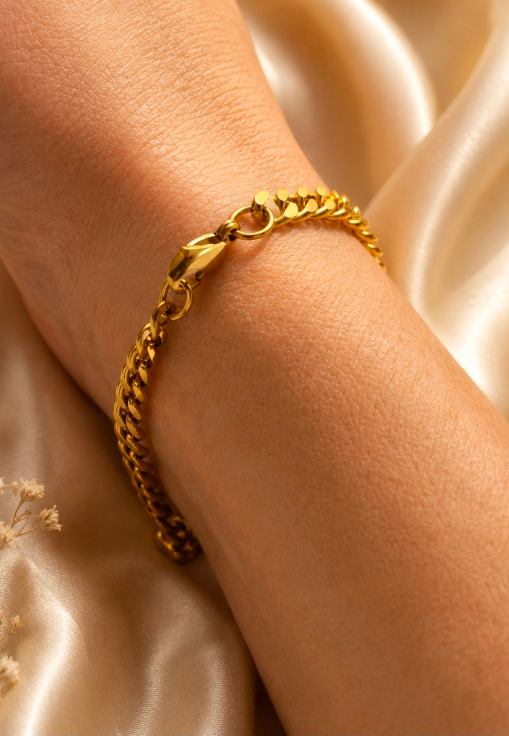 18K Gold PVD Diamond Cut Curb Chain Bracelet