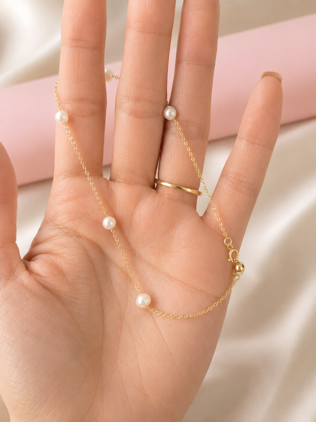 The Caroline Pearl Bracelet