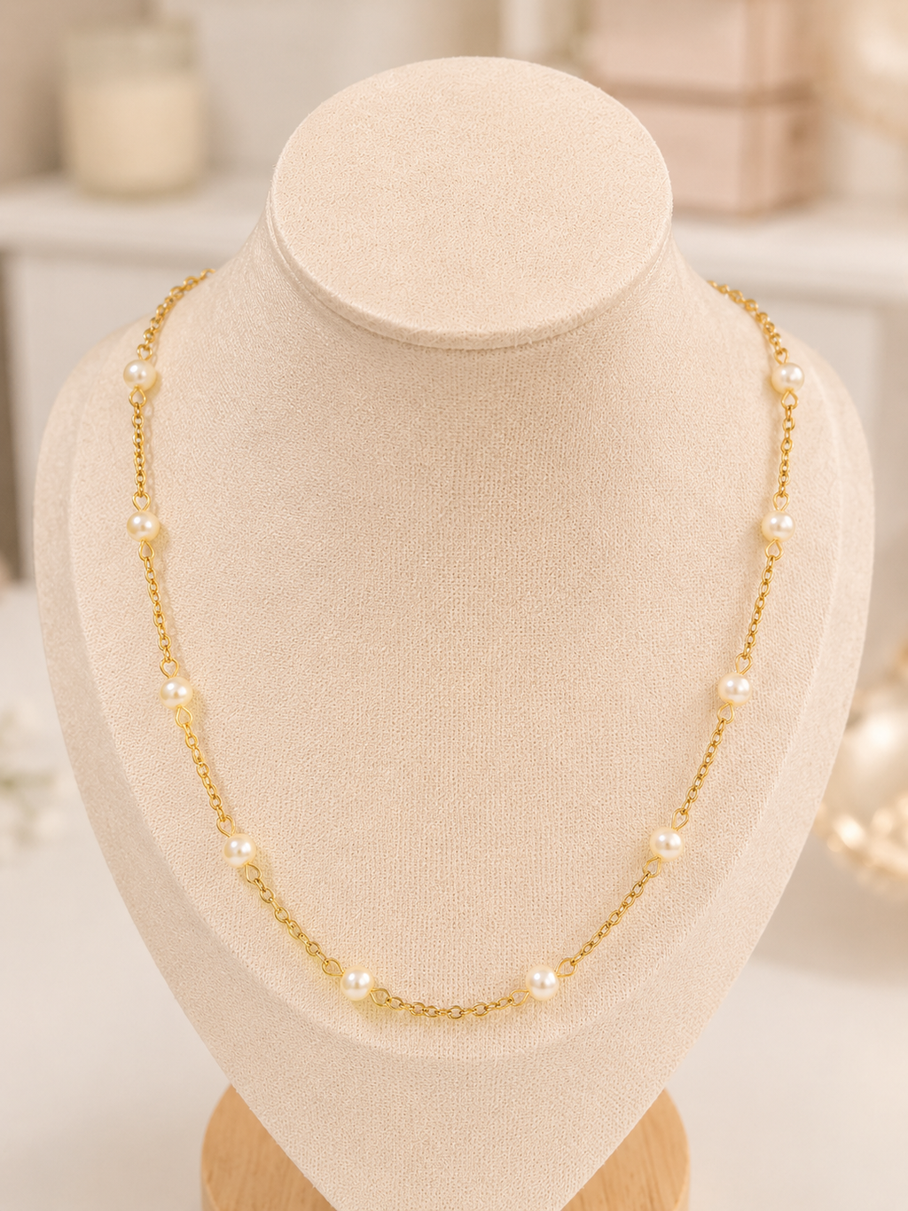The Isabella Pearl Necklace