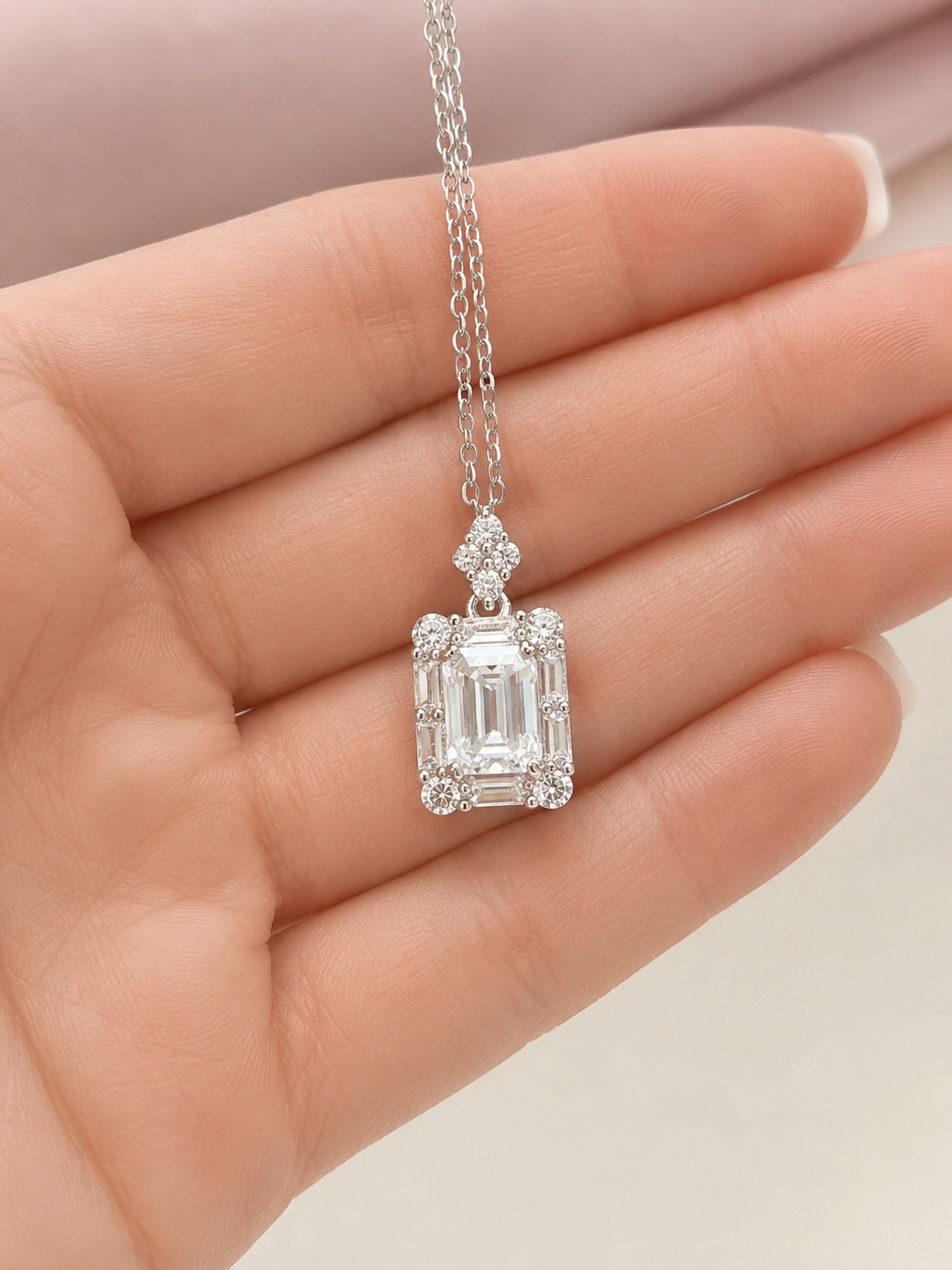 The Nora Moissanite Pendant Necklace