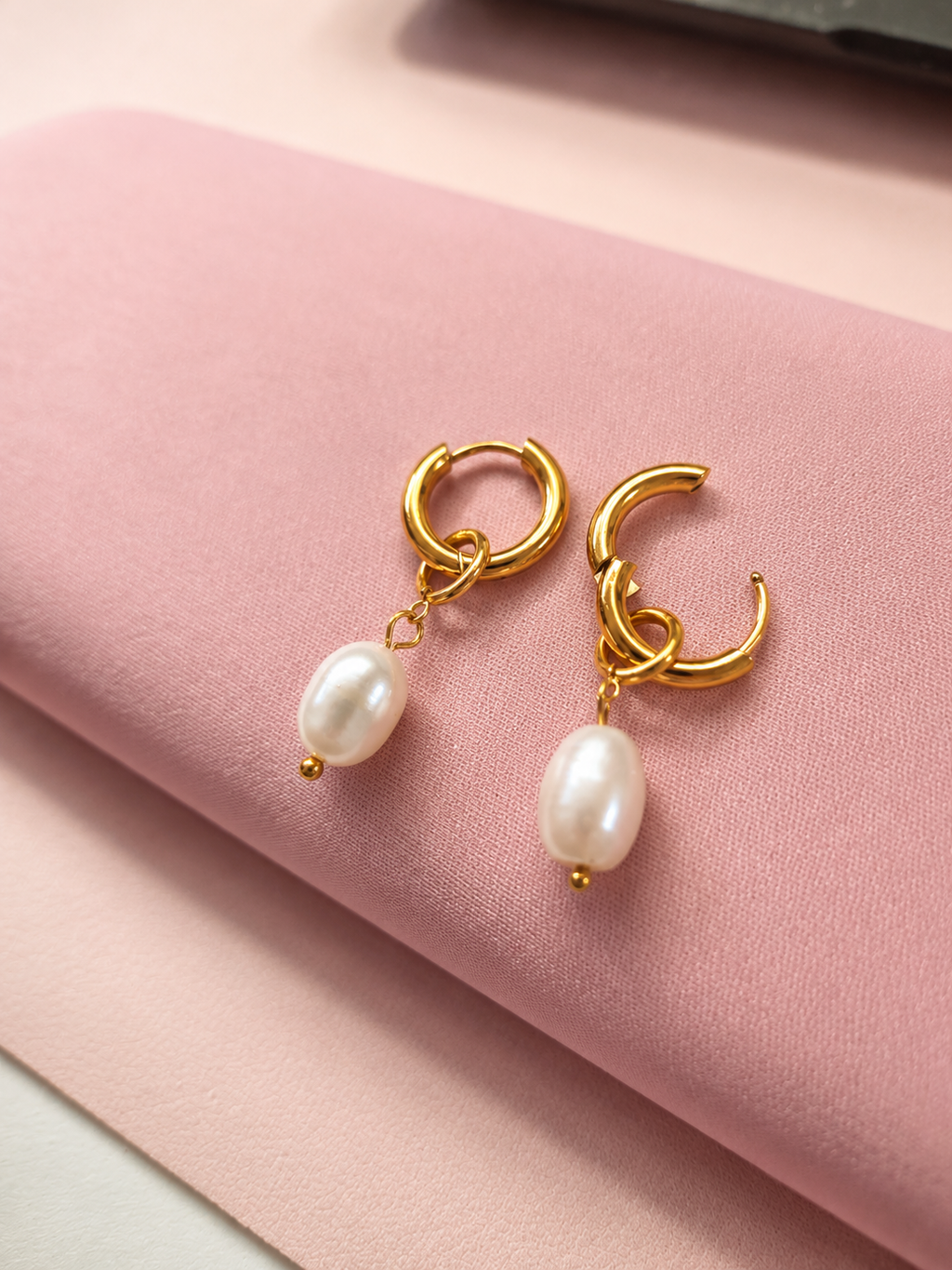 Sandbar Pearl Earrings