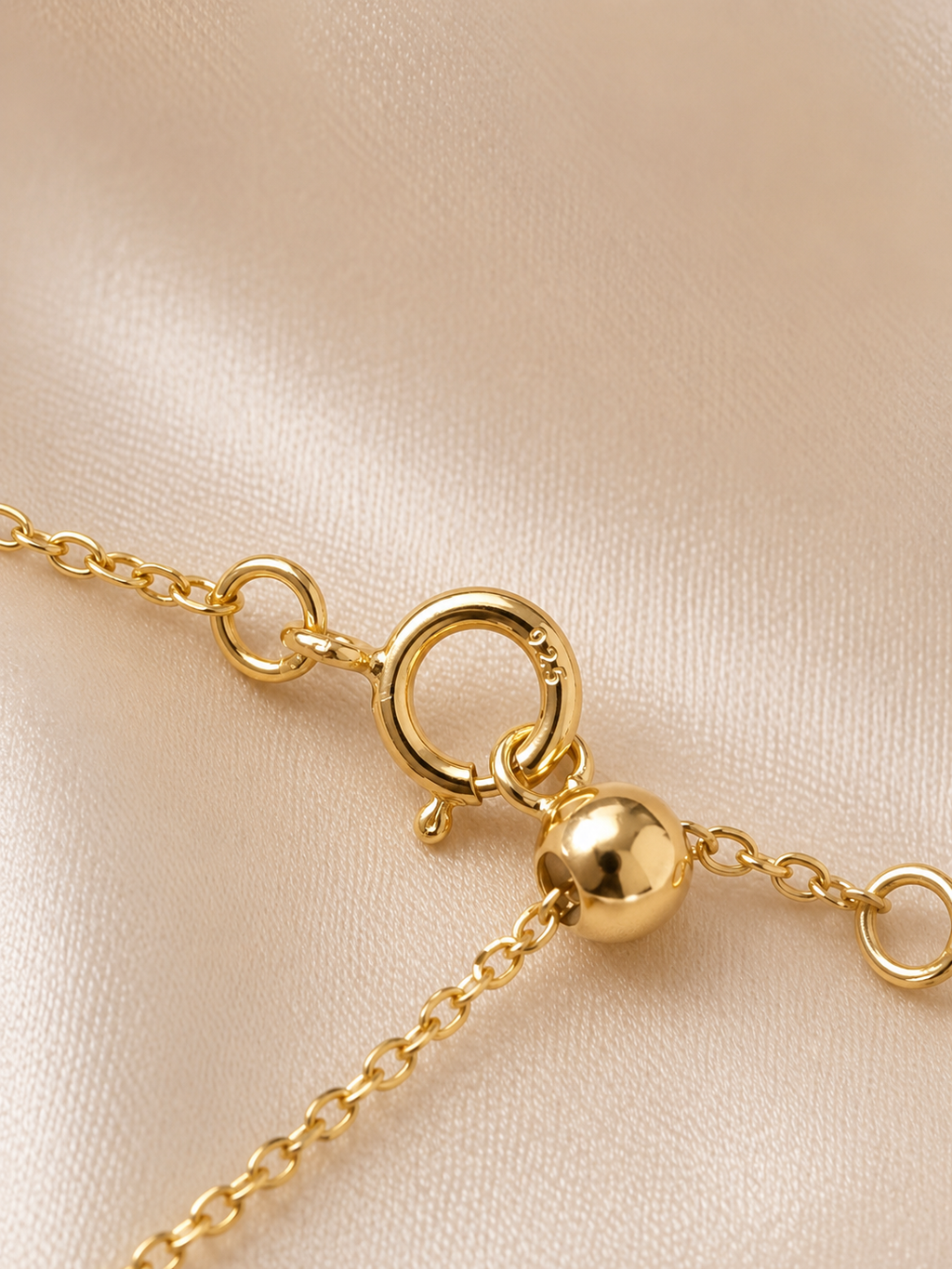 The Caroline Pearl Bracelet