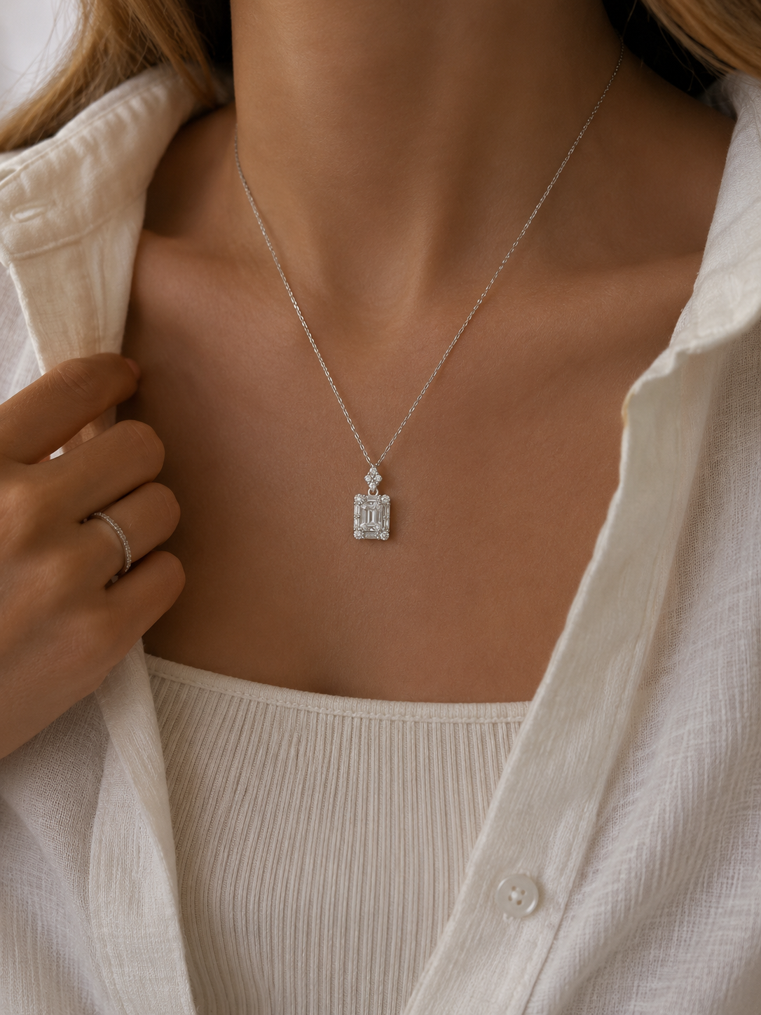 The Nora Moissanite Pendant Necklace
