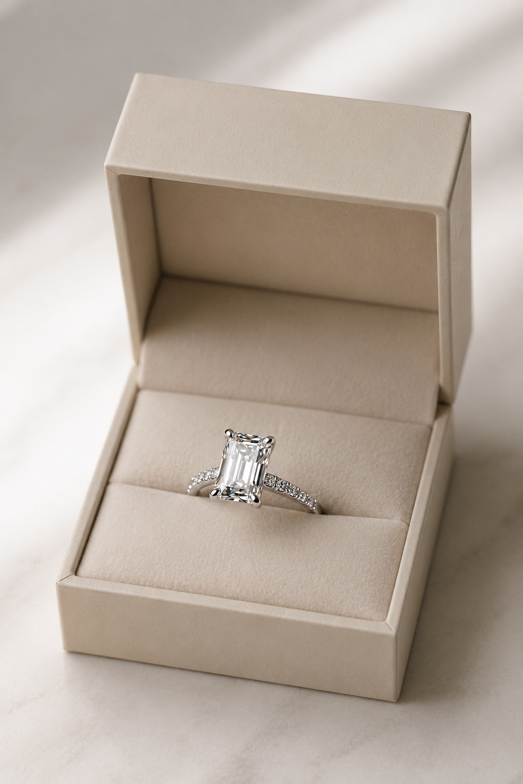 The Windsor Ring| Emerald Cut Moissanite & Sterling Silver