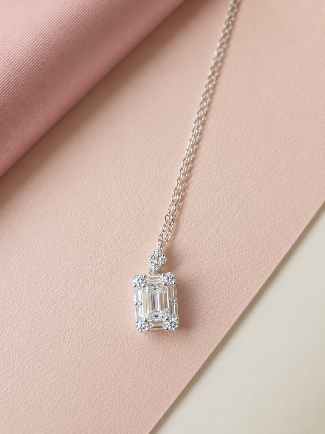 The Nora Moissanite Pendant Necklace