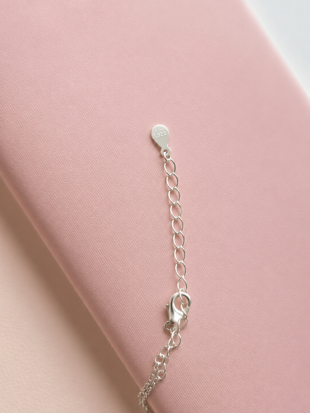 The Nora Moissanite Pendant Necklace