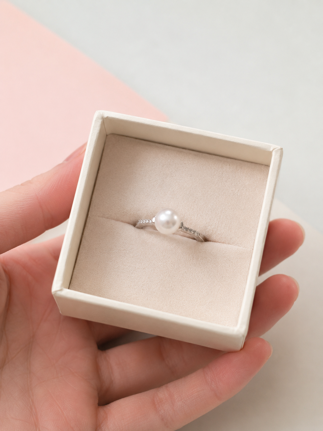 The Ivory Pearl Ring