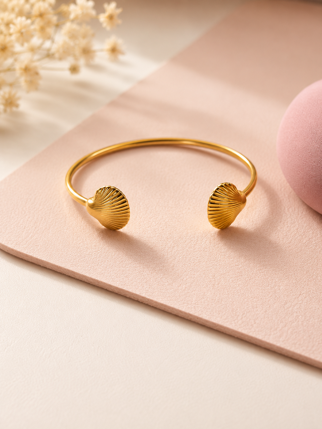 The Seabreeze Cuff