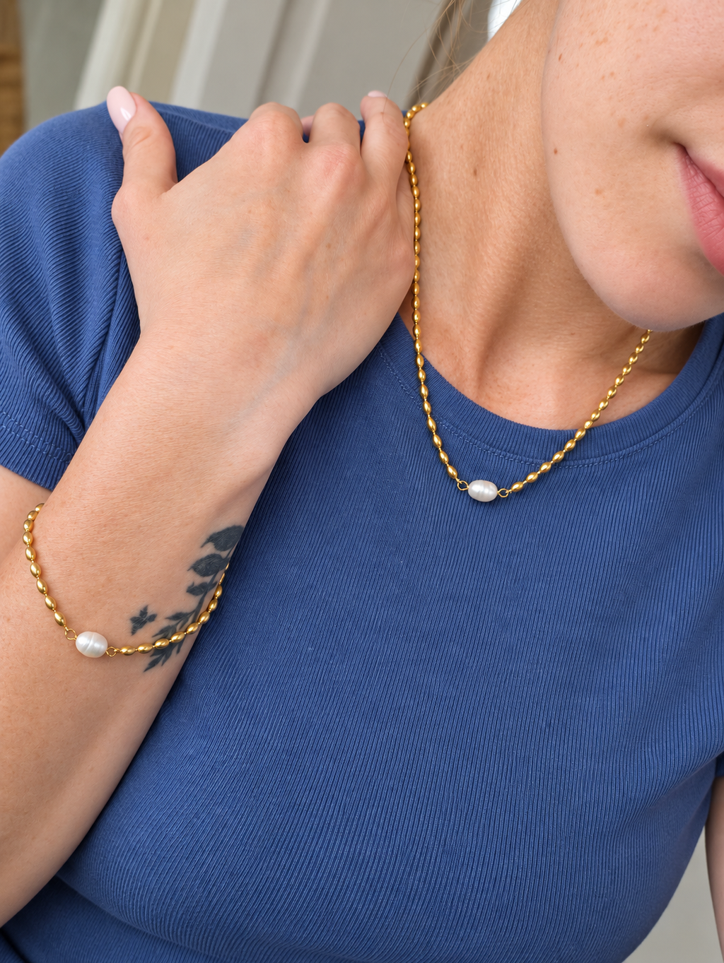 Golden Tide Pearl Necklace