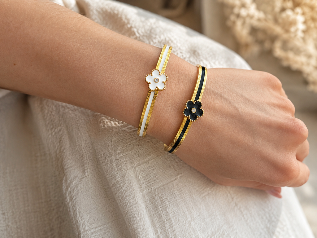 Midnight Clover Bangle