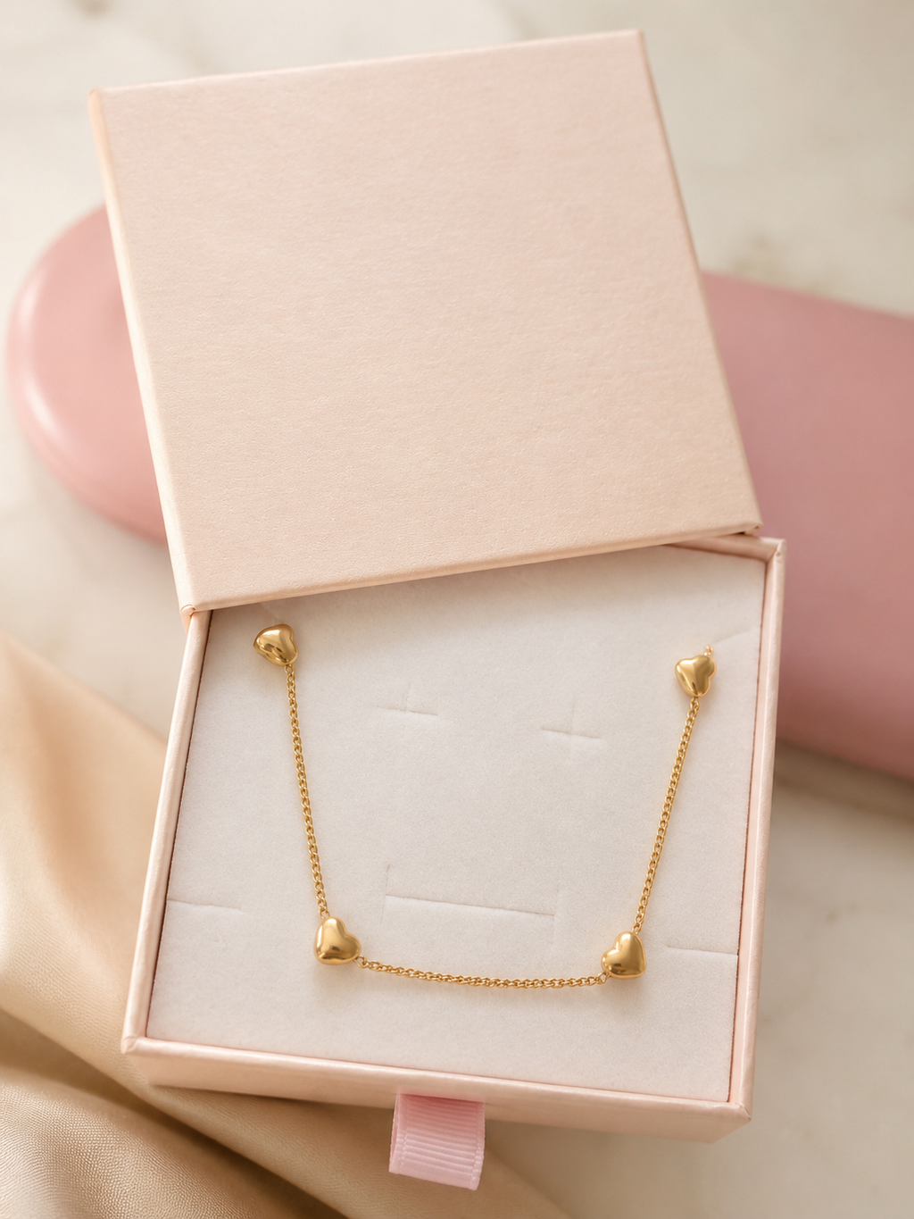 The Heartstring Necklace