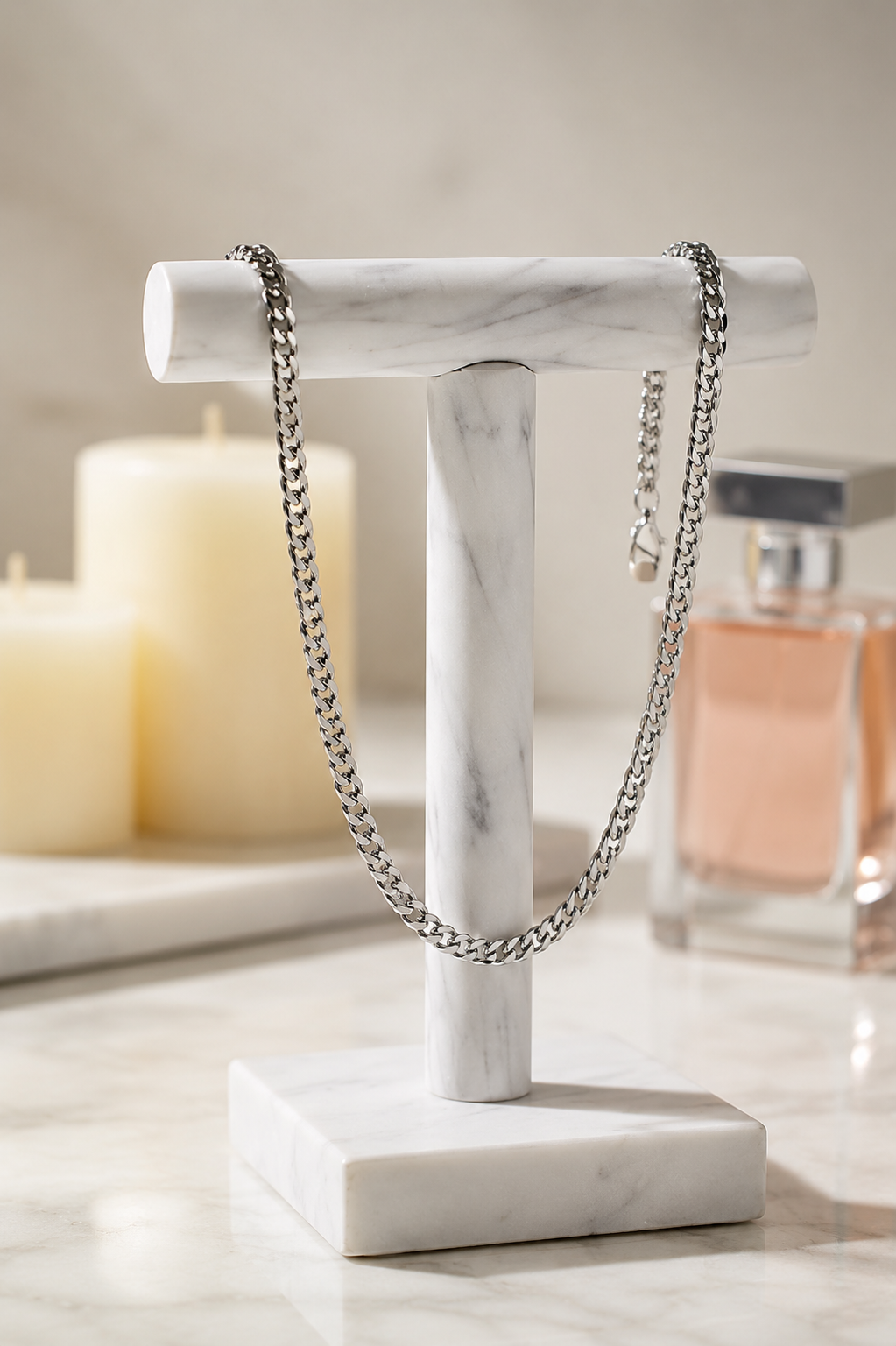 Signature Curb Chain Necklace