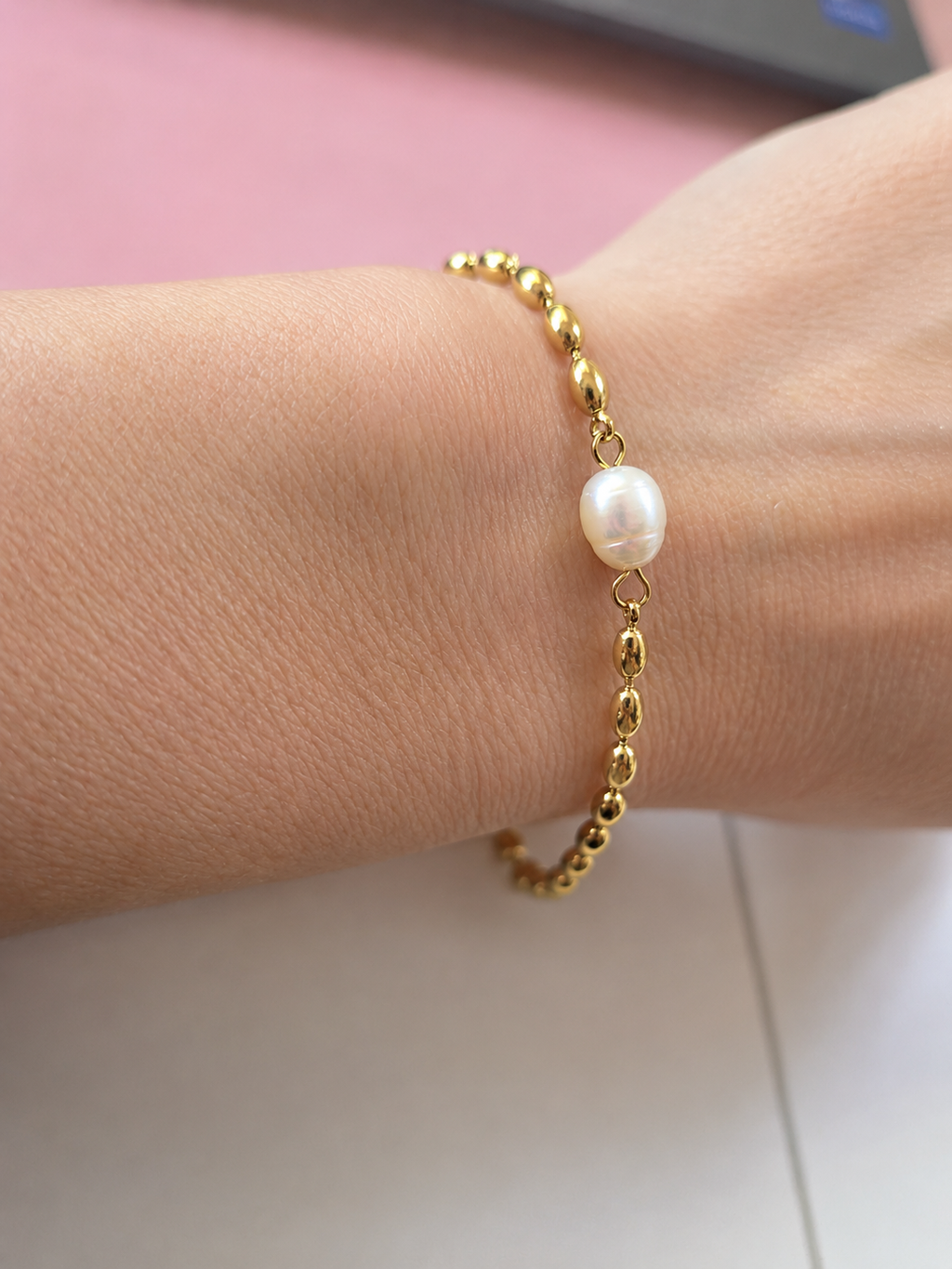 Golden Tide Pearl Bracelet